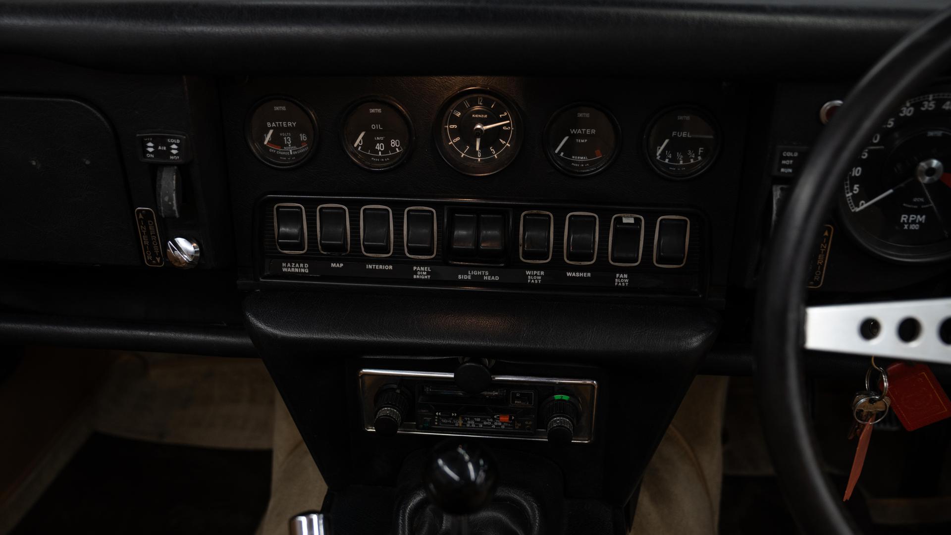 Jaguar E-Type Photo e9a70437-cb46-4b95-9856-d9b9e9d678e0.jpg