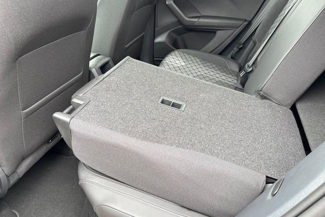 VOLKSWAGEN T-Cross Photo 34