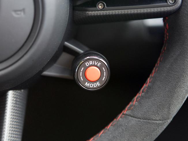PORSCHE 911 Photo 23