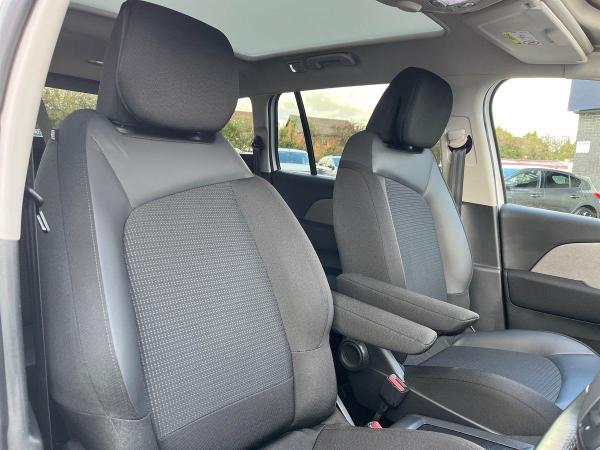 Citroen Grand C4 SpaceTourer Photo e9b576c8-a227-4e75-9138-e32a063a15c0.jpg
