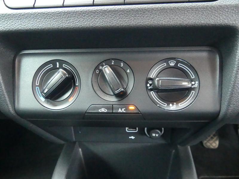 Skoda Fabia Photo e9bb8658-7564-41f8-912b-782211647950.jpg
