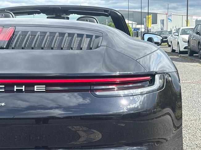 PORSCHE 911 Photo 31