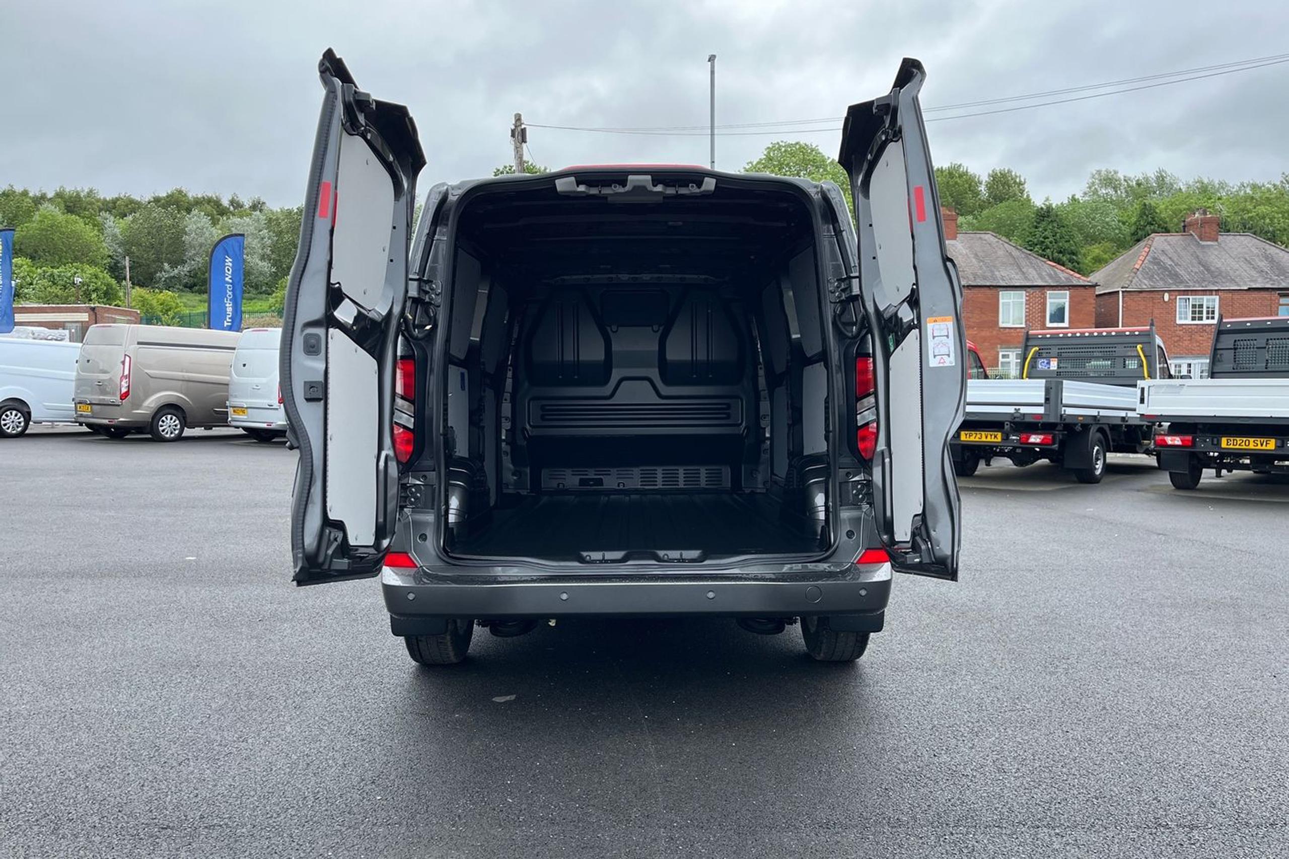 Ford TRANSIT CUSTOM Photo 6