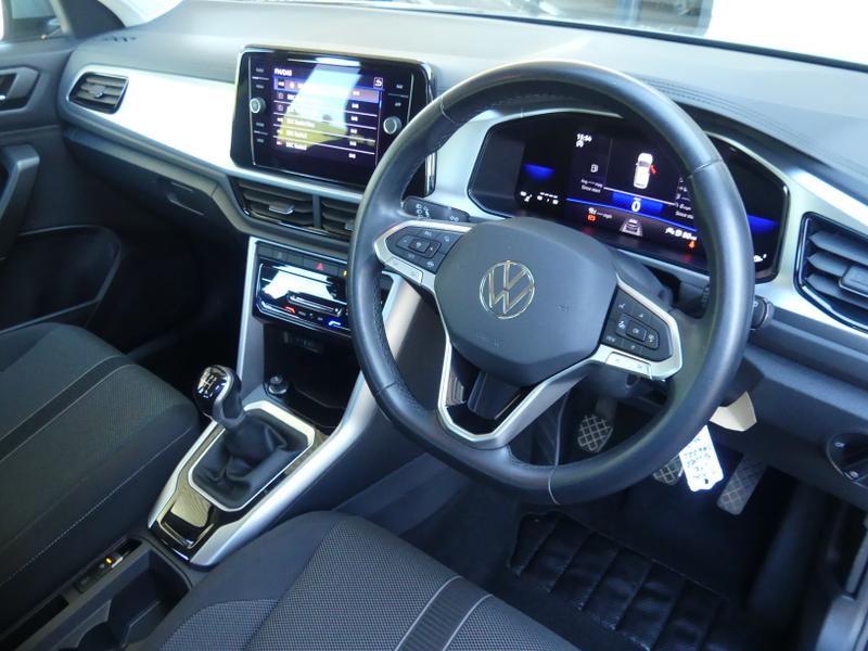 Volkswagen T-Roc Photo e9d0bde8-fb14-4159-b598-6912ff081acb.jpg