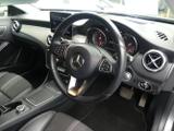 Mercedes-Benz GLA Photo 18