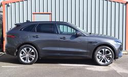 Jaguar F-PACE Photo 1