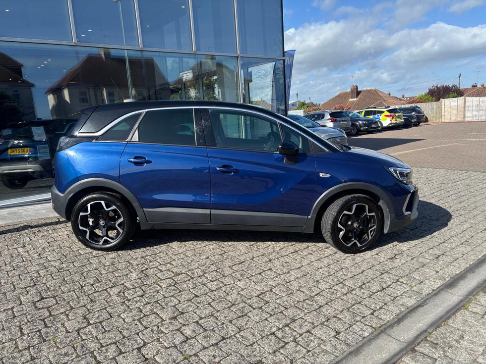 Vauxhall Crossland Photo ea033a3f-3d5d-4444-a049-e8d64255f511.jpeg