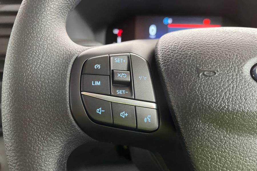 Ford TRANSIT Photo ea052c2b-43b8-444c-a4e3-cbef27807db0.jpg