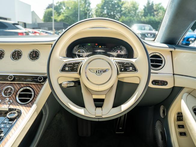 BENTLEY Continental GT  Photo 17