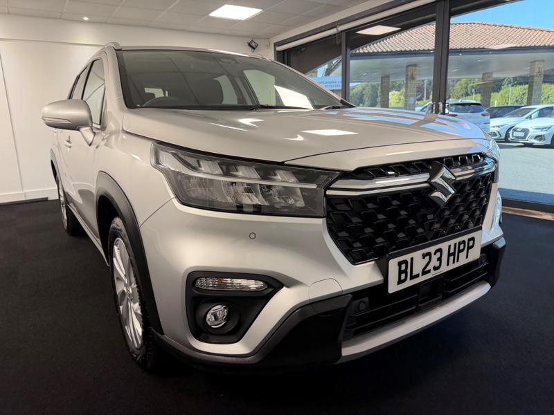 Suzuki S-Cross Photo ea1a4465-7d69-4c34-b161-fbf50b3f8de1.jpg
