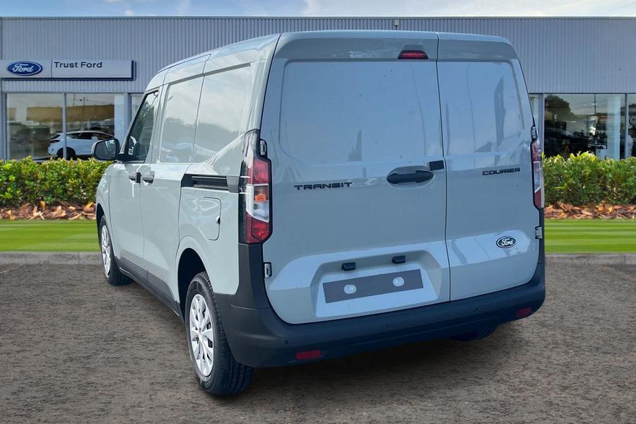 Ford TRANSIT COURIER Photo ea2b80cd-a041-4032-9ce8-e8bf449f7887.jpg