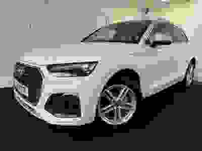 Used 2022 Audi Q5 4x4 DIESEL 2.0 TDI 40 S line SUV 5dr Diesel S Tronic quattro Euro 6 (s/s) (204 ps) at Hodgson Car Sales