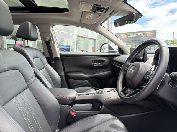 Honda ZR-V Photo 28