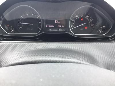 Peugeot 208 Photo 21