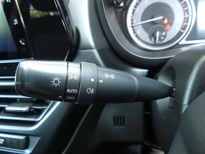 Suzuki S-Cross Photo ea566b96-c63c-45b3-96b1-78ffca2ffc9c.jpg
