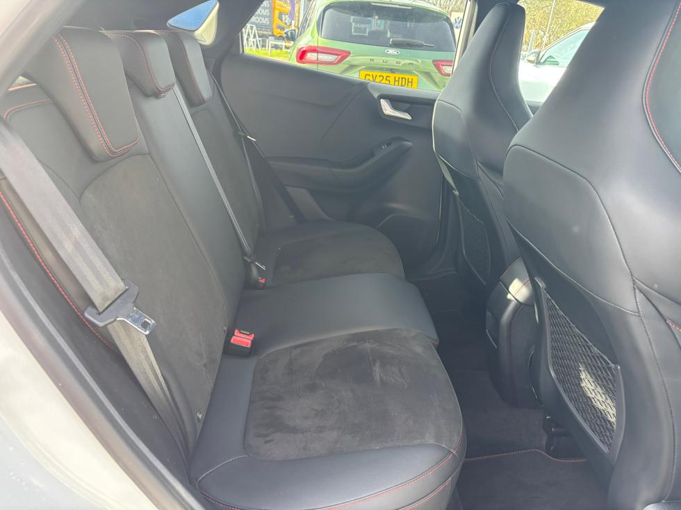 Ford Puma Photo ea57b8c3-23df-45b0-a3fa-dfe39df04aa6.JPEG