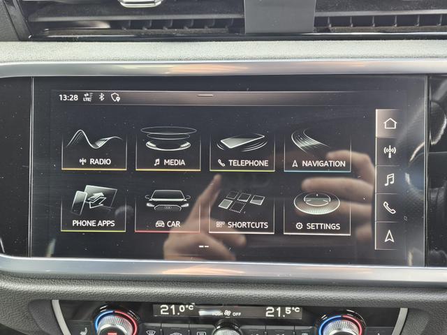 Audi Q3 Photo ea593030-712e-4d88-a4f2-9efab31b923d.jpg