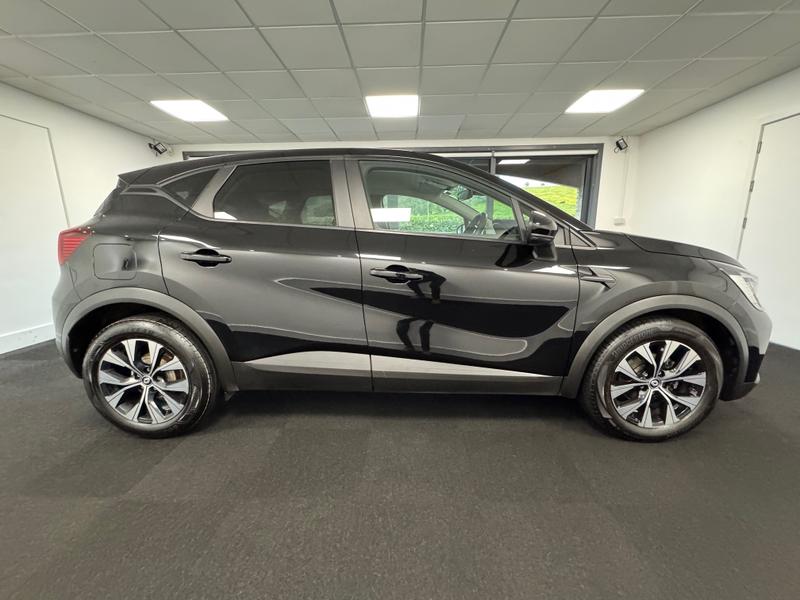 Renault Captur Photo ea59ecac-b233-4104-9ddf-dd942b8f44d7.jpg