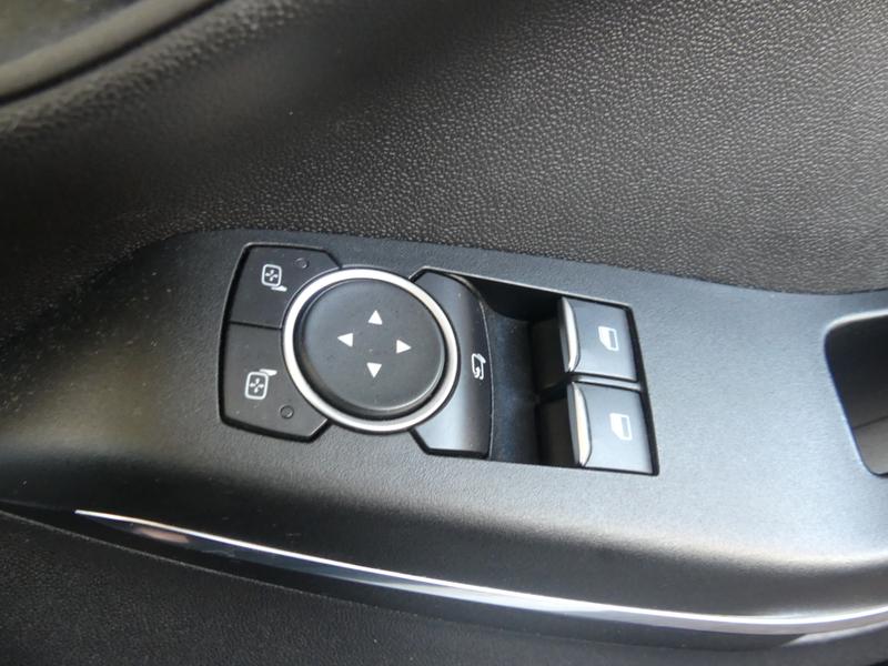 Ford Fiesta Photo ea5ce9a1-ff57-4f05-9b81-0b109ccaf0ac.jpg