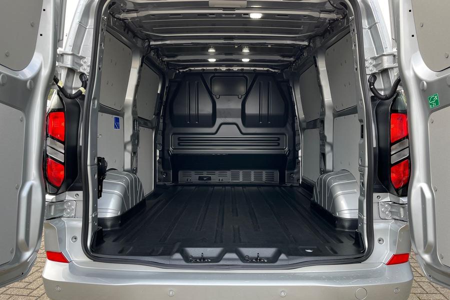 Ford TRANSIT CUSTOM Photo ea5f3518-d868-42d7-b15c-7745d2be6788.jpg