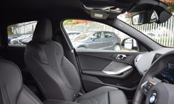 BMW 2 SERIES Photo 30