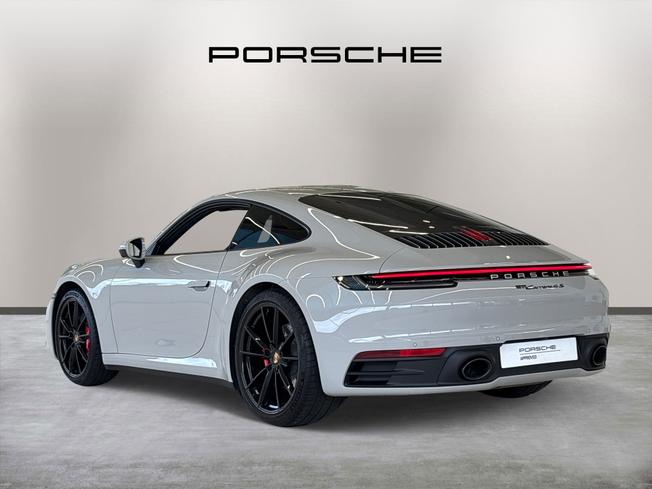 PORSCHE 911 Photo 5