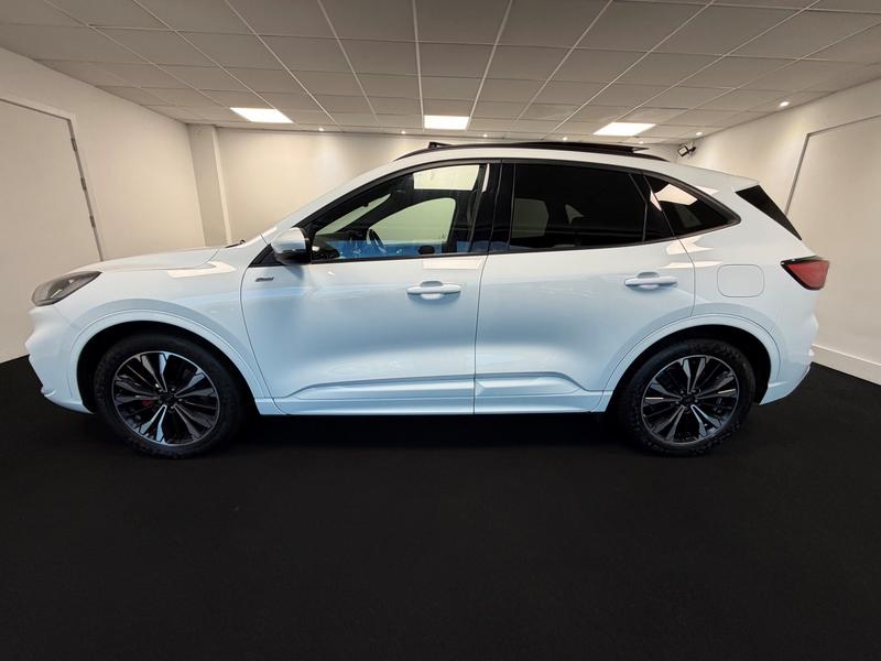 Ford Kuga Photo ea859ee9-30ce-4cae-bdab-6c1c24e74b0b.jpg