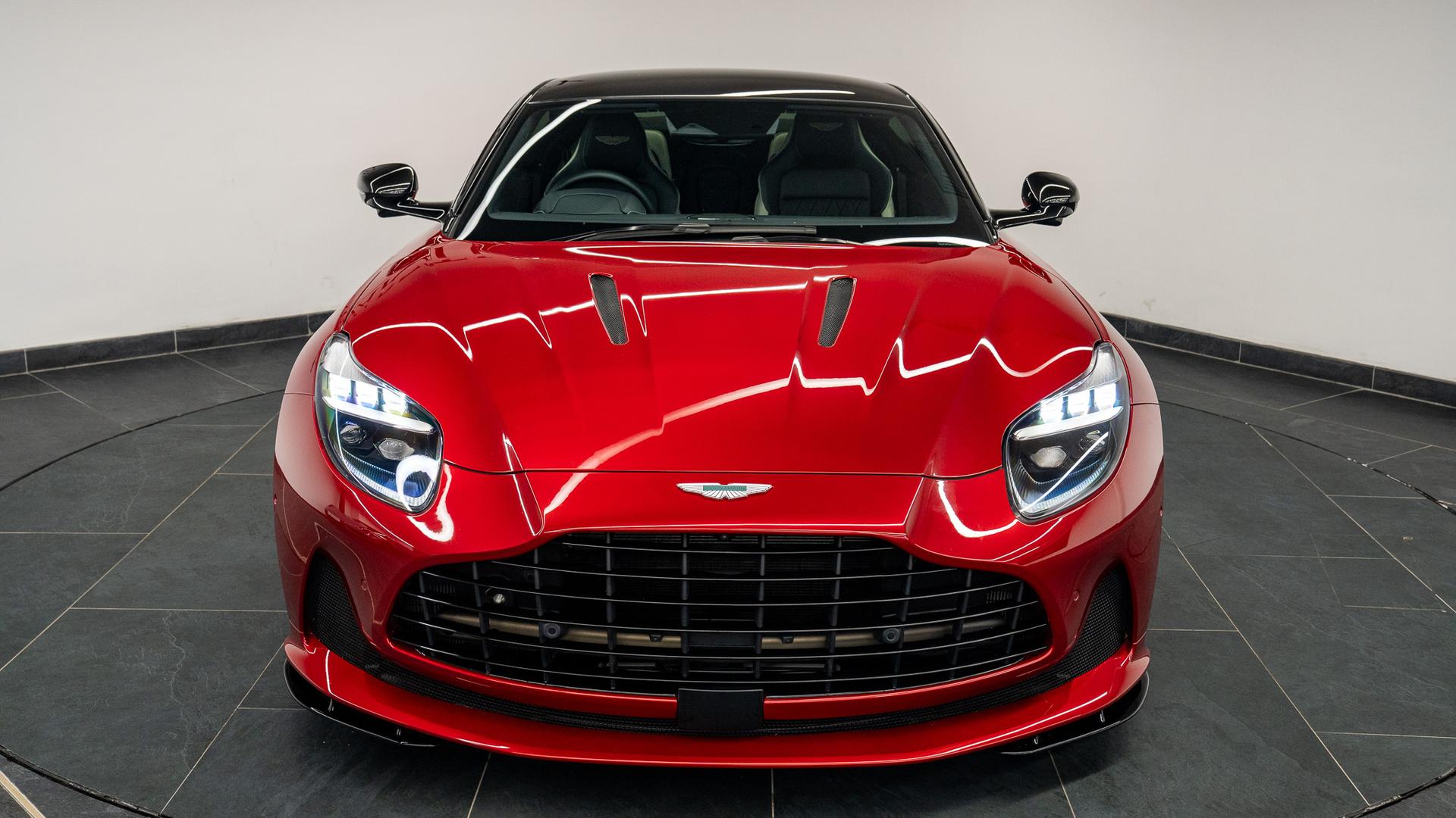 Aston Martin DB12 Photo ea9c731b-3675-4075-9e5b-aa879cfed33d.jpg