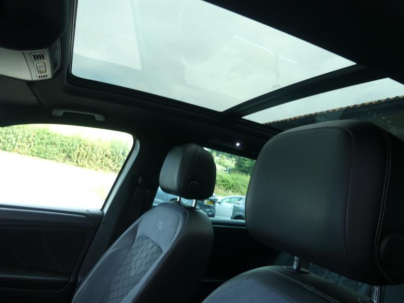 Volkswagen Tiguan Photo ea9f8d30-8b9a-4b91-bd80-f37fbc569fc8.jpg