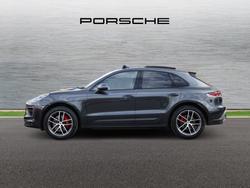 PORSCHE Macan Photo 4