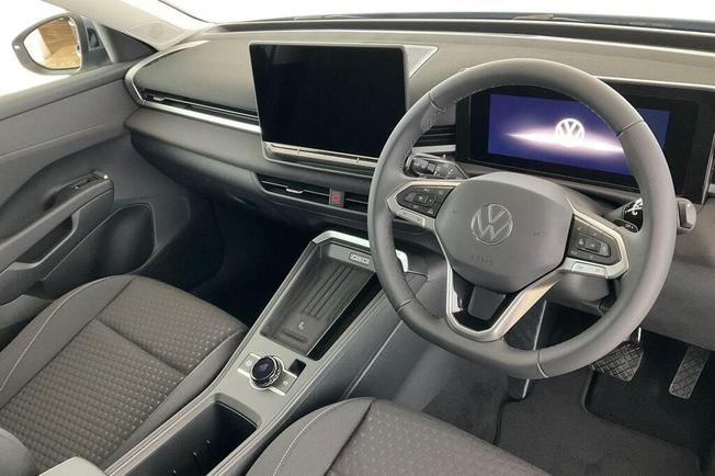 VOLKSWAGEN T-Roc Photo 8