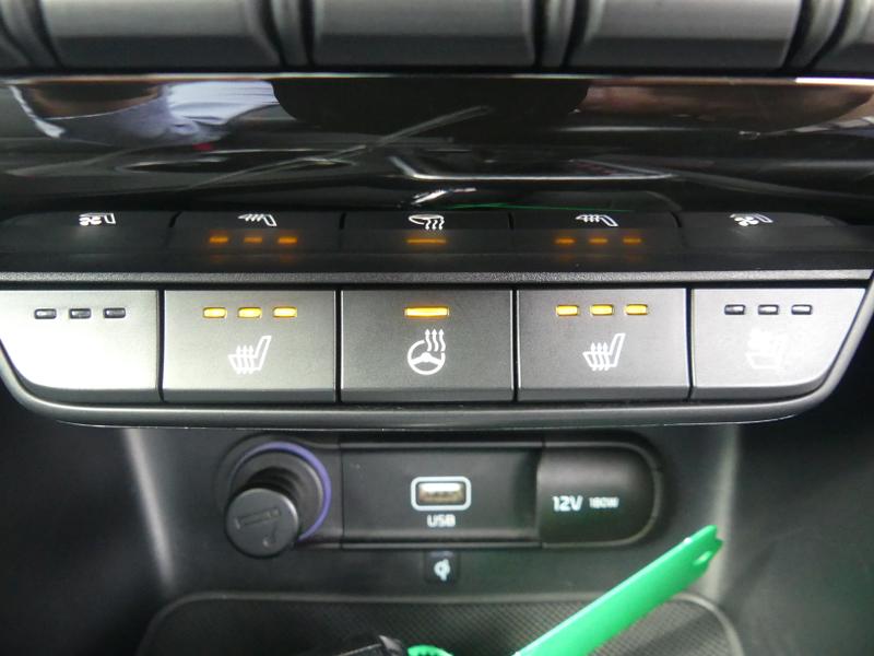 Kia Sportage Photo eb0835a4-fc2e-4fa8-abd7-77050f2131c7.jpg