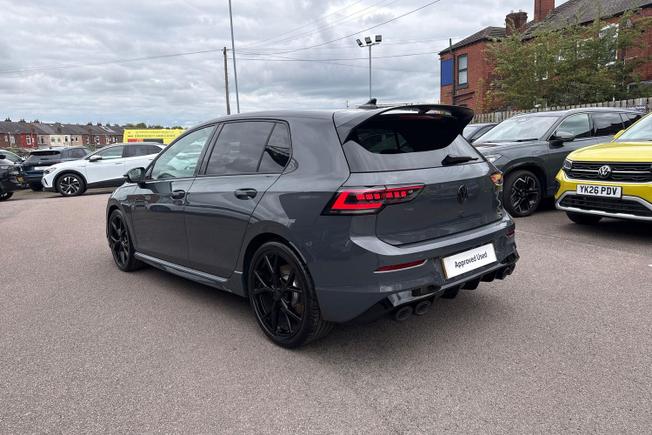 VOLKSWAGEN Golf Photo 23