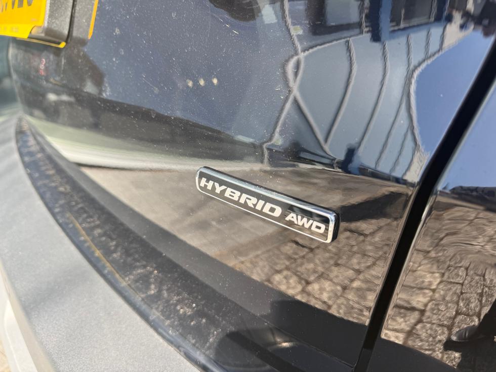 Ford Kuga Photo eb091701-73d5-4bca-91bd-b4b99fac89cd.jpeg