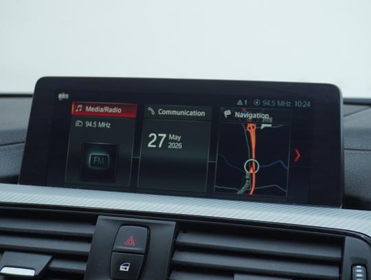 BMW 3 Series Photo eb0b602e-0333-4e06-8b12-575ccdc7dd4b.jpg