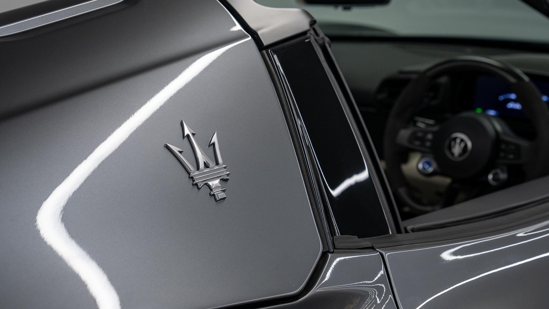 Maserati MC20 Photo eb0fb8ef-e811-4cde-b7d1-5416f883a76e.jpg
