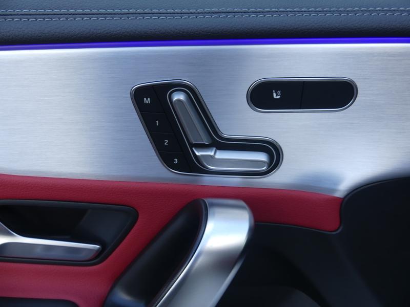 Mercedes-Benz CLA Photo eb0ffcbe-e0ad-49dc-b6d9-31d78bcee326.jpg