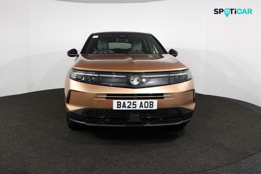 Vauxhall Grandland Photo eb1ea5a7-6b74-4ac2-aa9d-ae2c49e6c109.jpg