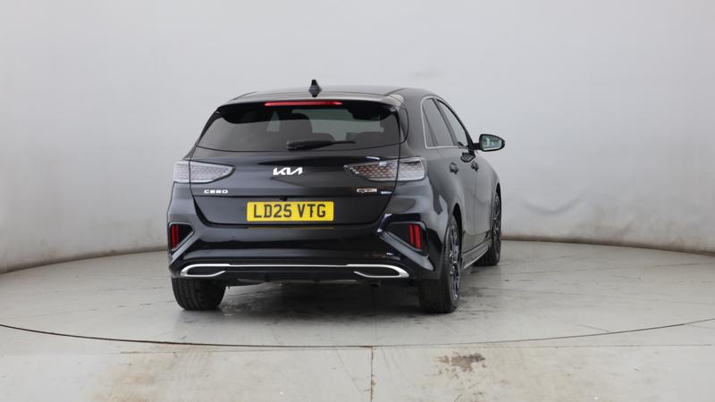 Kia Ceed Photo eb274e11-9291-4f70-b48a-faf320b11e9f.jpg