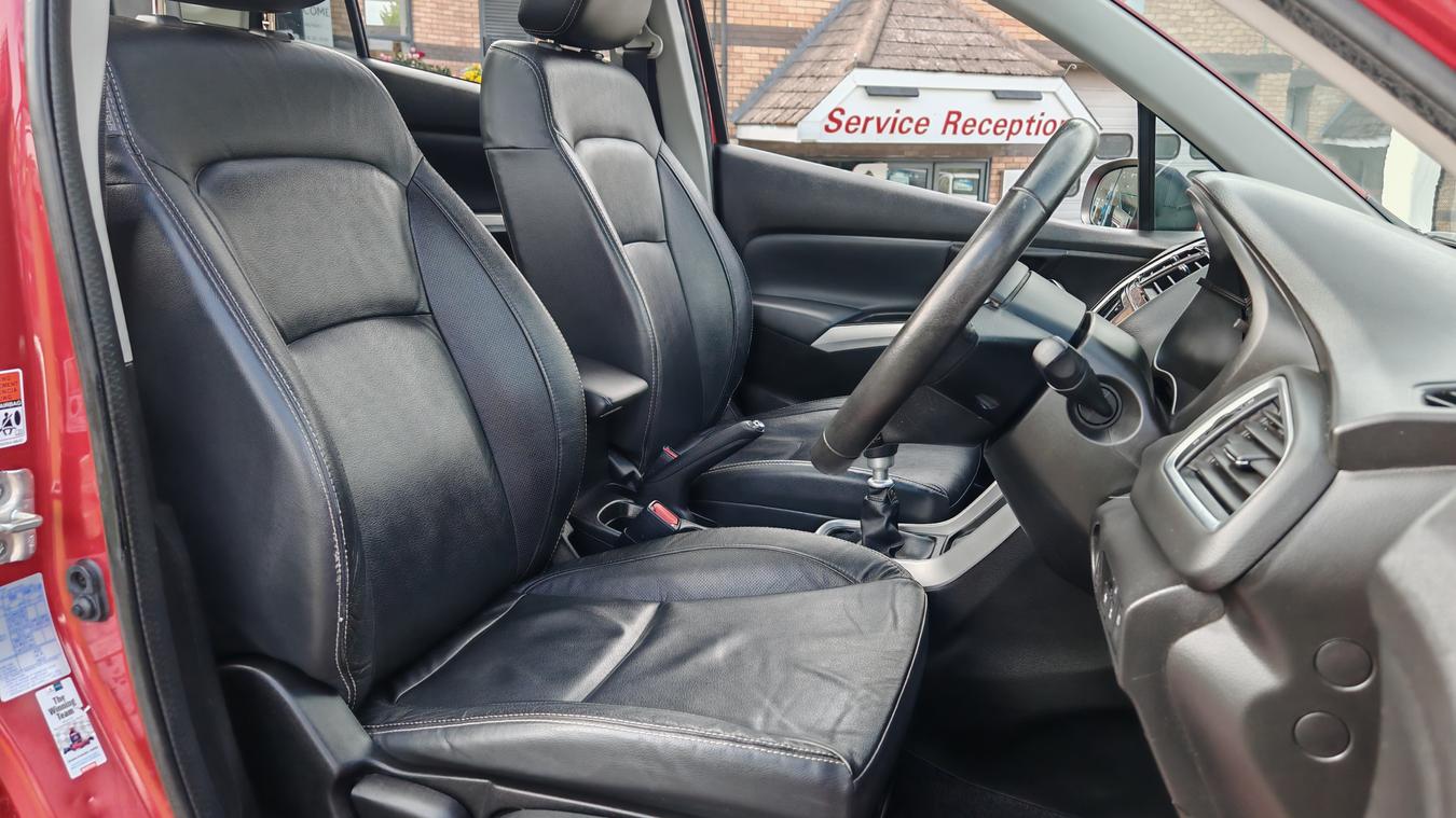 Used Suzuki SX4 S-Cross KL19KWX 9