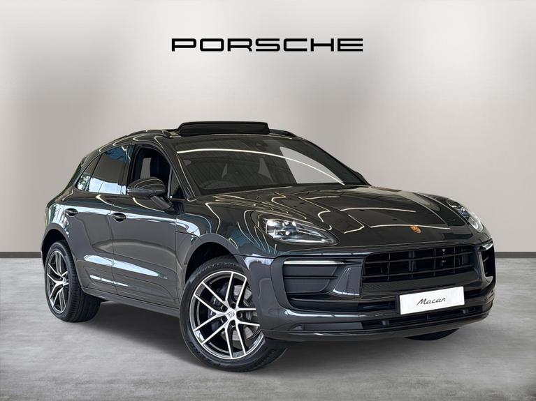 Used PORSCHE Macan