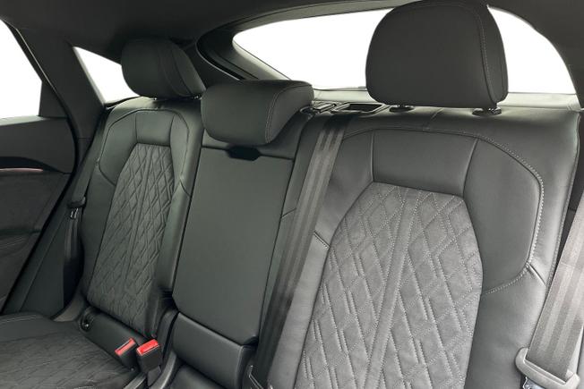 AUDI Q5 Photo 9