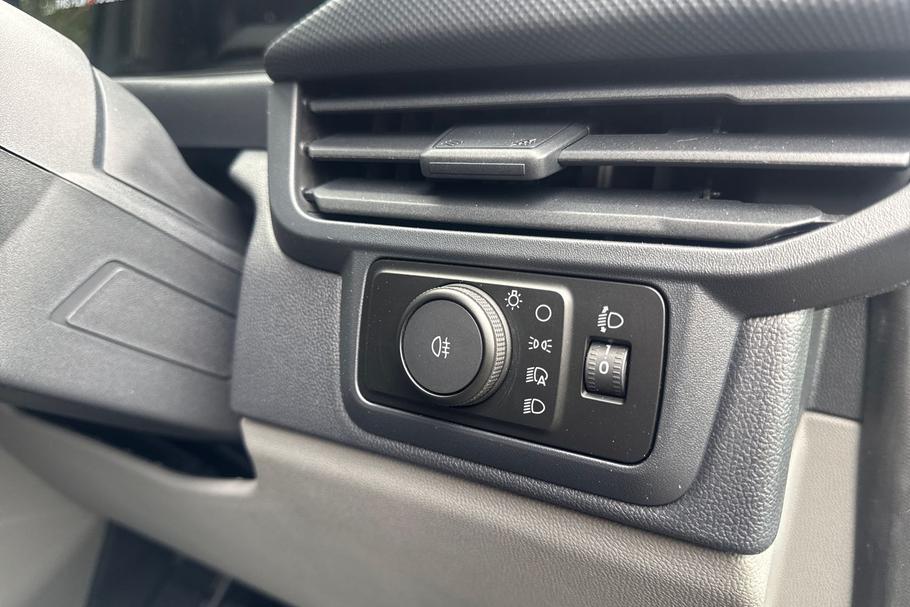 Used Ford TRANSIT CUSTOM CUSTOMTRAIL01 26