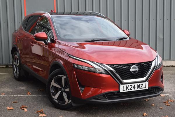 Used 2024 Nissan QASHQAI 1.3 DiG-T MH 158 N-Connecta 5dr Xtronic Red at SERE Motors