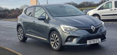 2019 Renault Clio 1.0 TCe 100 Iconic 5dr £10,817 16,658 miles Blue