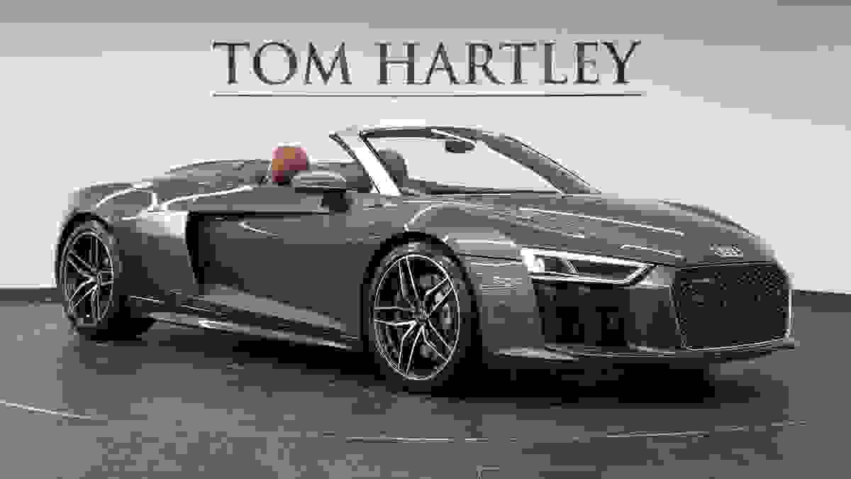 Used 2017 Audi R8 SPYDER V10 QUATTRO Daytona Grey at Tom Hartley