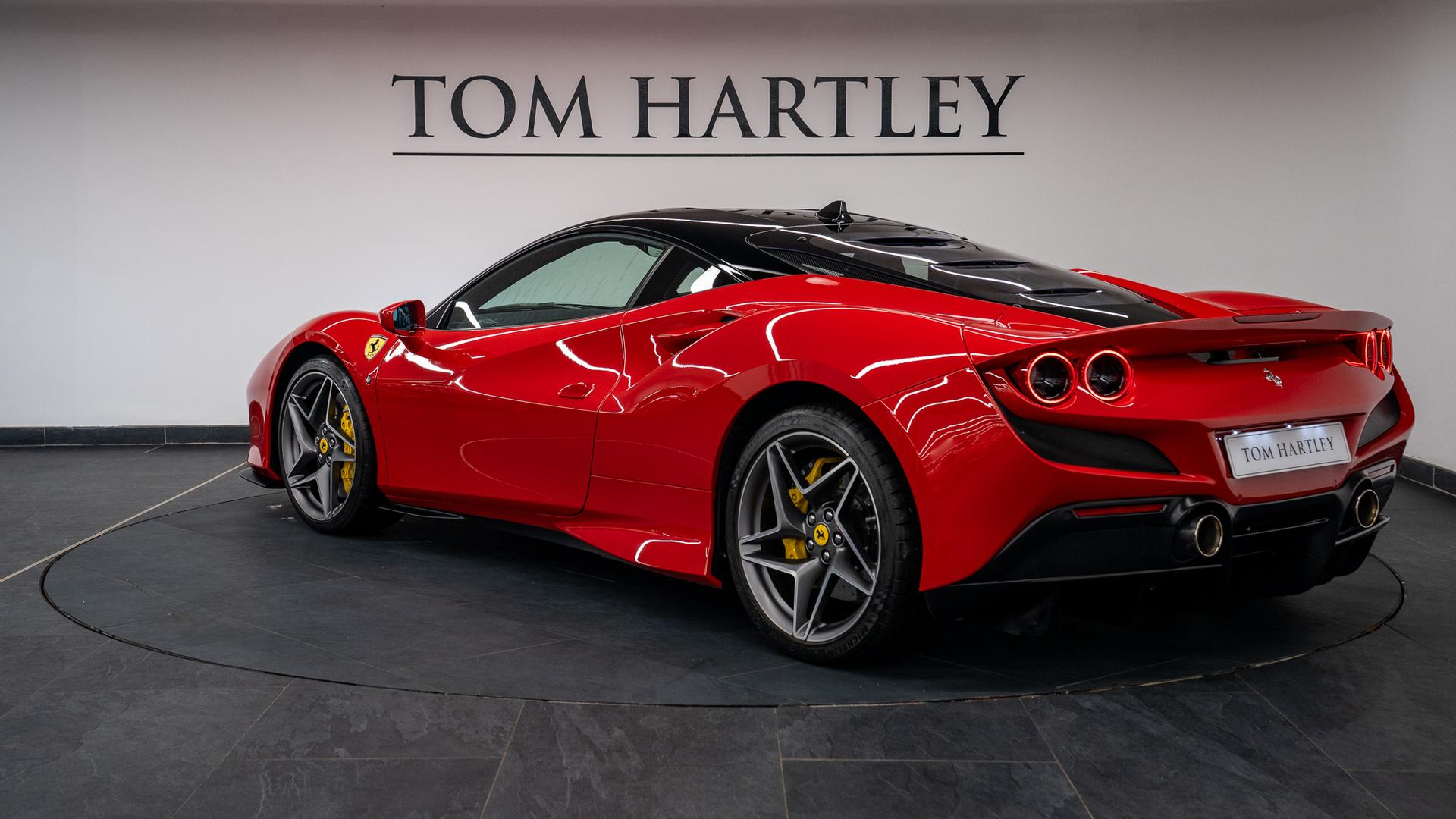 Ferrari F8 Photo eb5ec83e-2613-4c70-937c-95f796c4a041.jpg