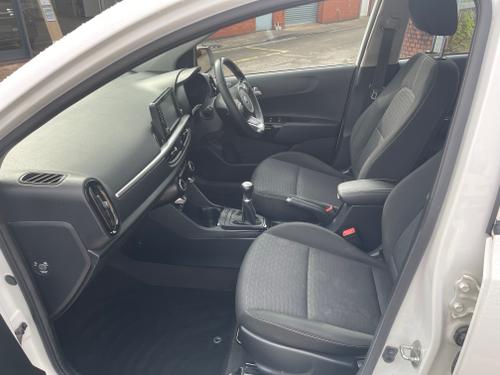 Kia Picanto Photo eb5fdc06-adb2-4db5-8764-37ede0242eb2.jpeg