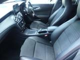 Mercedes-Benz CLA Photo 14