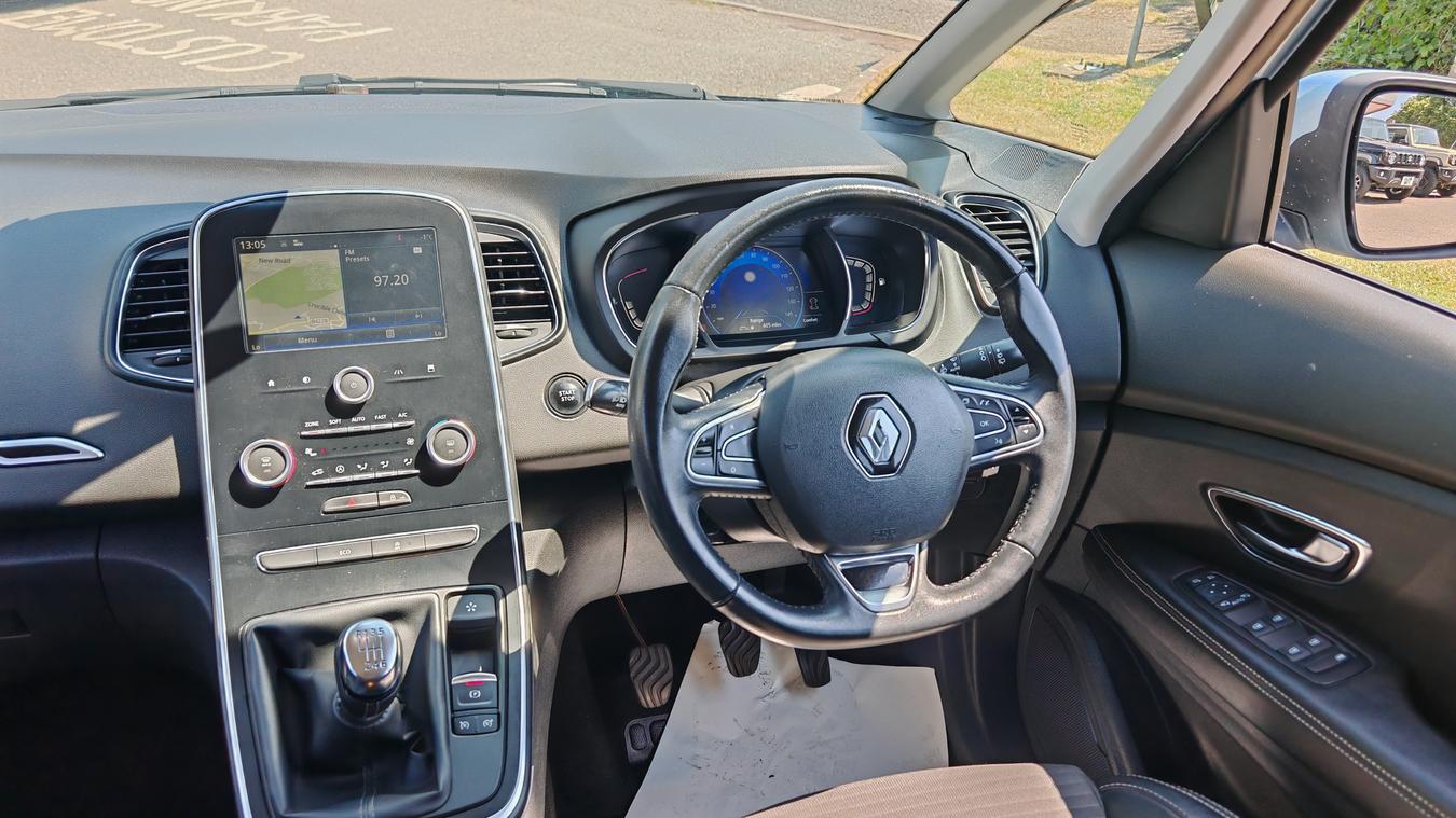Used Renault Scenic WT66EHH 28